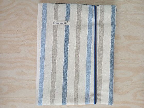 carpeta rayas azul